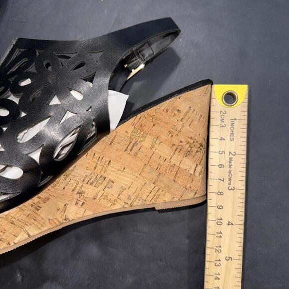 Pierre Dumas Black Tooled Faux Leather Classic Chic Boho Wedge Sandal Platform - Picture 10 of 15